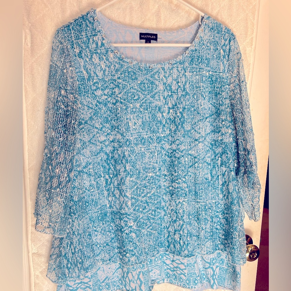 Multiples pretty blue lined blouse.